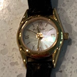 FOSSIL WATCH PETITE SIZE-NO BATTERY